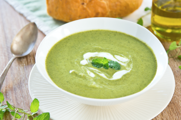 Creamy Pea And Mint Soup | Slimming World Friendly Recipe ...