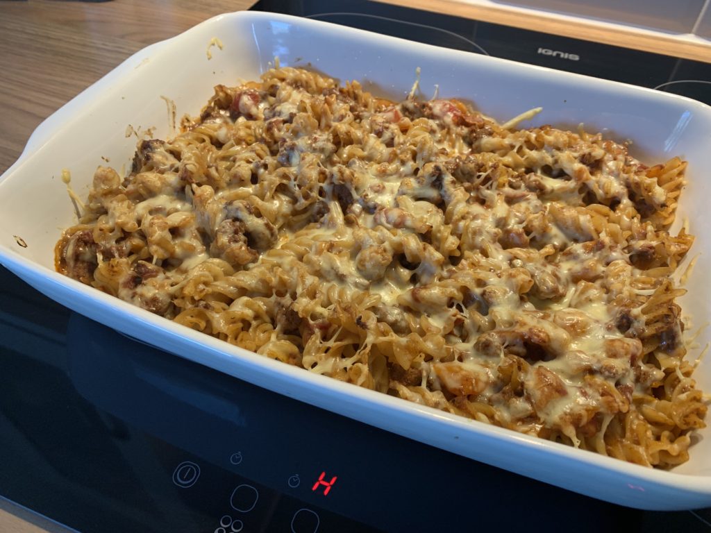 CHILLI PASTA BAKE | HEALTHY SLIMMING RECIPE - Fatgirlskinny.net ...