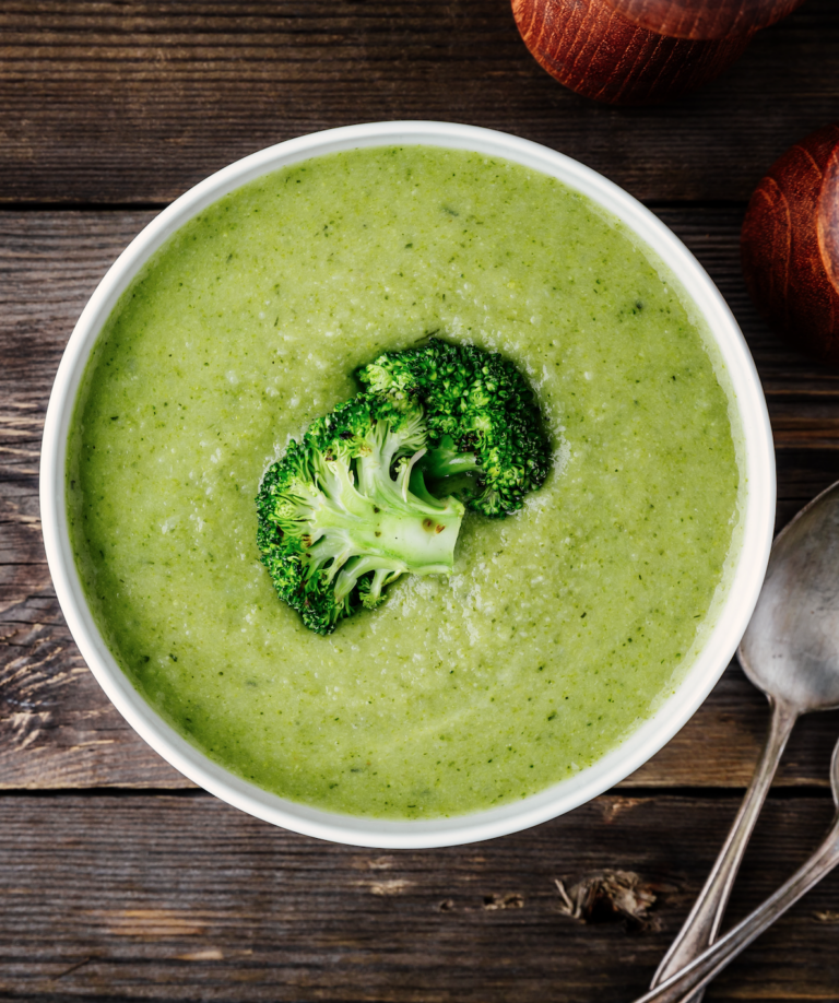 Broccoli, Courgette and Kale Soup Slimming World Friendly Recipe