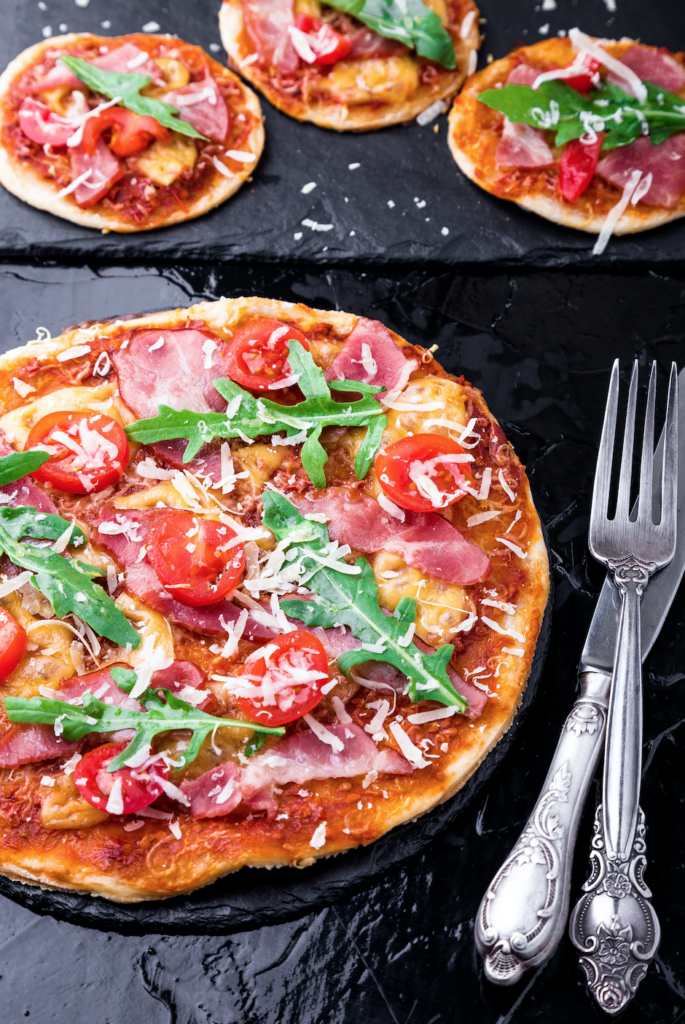 Syn Free Pizza | Slimming World Friendly Recipe - Fatgirlskinny.net ...