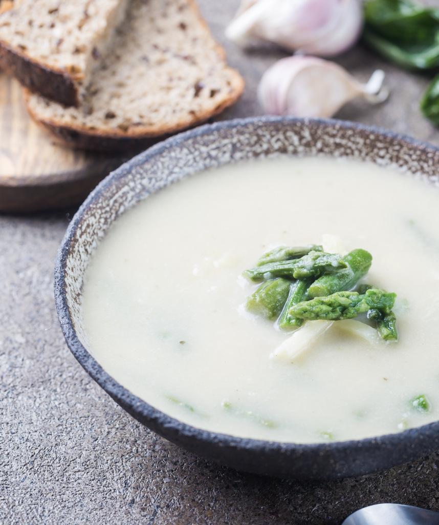 Creamy Asparagus and Potato Soup | Slimming World Friendly Recipe – Fatgirlskinny.net